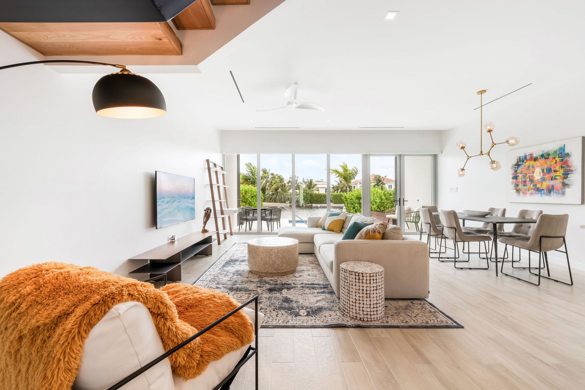 Modern masterpiece minutes from Seven Mile Beach