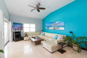 GUESS WHERE OUR NEW LISTING ON SEVEN MILE BEACH IS LOCATED?