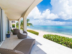 HOW TO DETERMINE THE VALUE OF YOUR BEACHFRONT HOME IN THE CAYMAN ISLANDS?