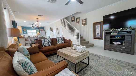 2 BED SOUTH SOUND TOWNHOME  GRAND PALMS