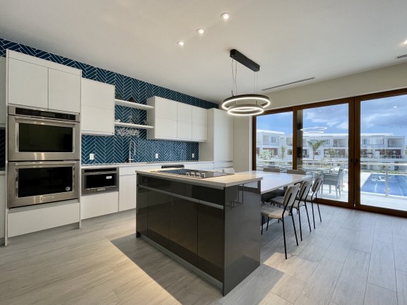 Arvia - Full Five Star Package - VENDOR PAYS STAMP DUTY!