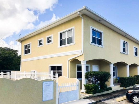 Centrally Located Two Bedroom Townhouse Off Walkers Road