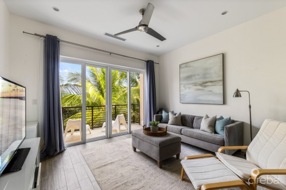 CYPRESS POINTE NORTH 207, CRYSTAL HARBOUR ONE BED CONDO