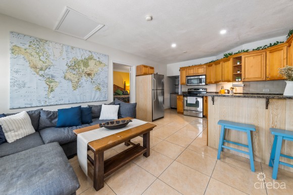 RALEIGH QUAY, GOVERNORS HARBOUR 1 BEDROOM APARTMENT