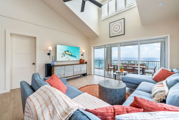 Superb Views & Value - Spotts Beach Residence At Coral Bay Village