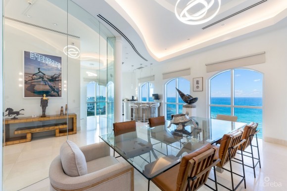 WHITEHALL HOUSE - PRIME COMMERCIAL BUILDING