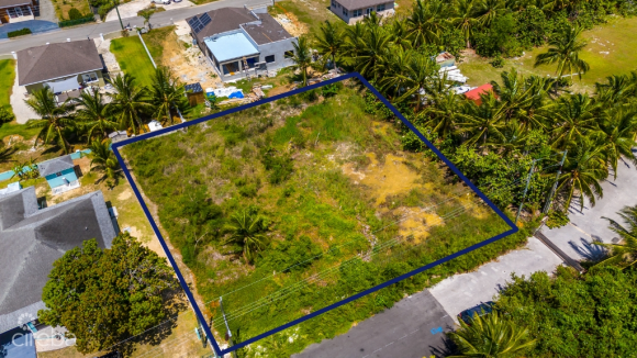 WOODLAND DRIVE, LOWER VALLEY LOT