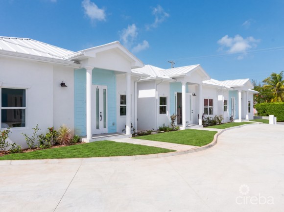 WOODRIDGE - RED BAY! FULLY FURNISHED AND VENDOR PAYS STAMP DUTY