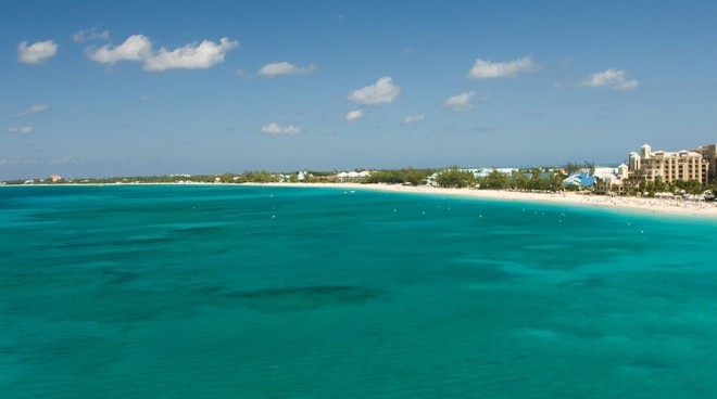Cayman islands seven mile beach 