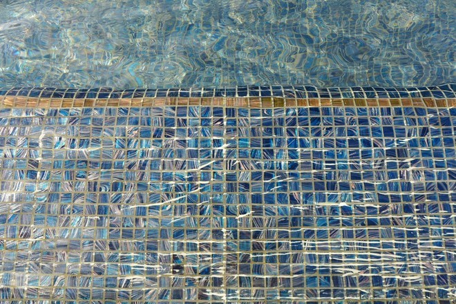 Glass mosaic tiles